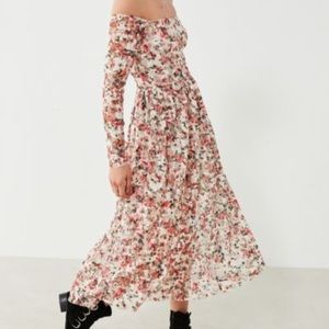 Urban Outfitters Off shoulder floral lace dress